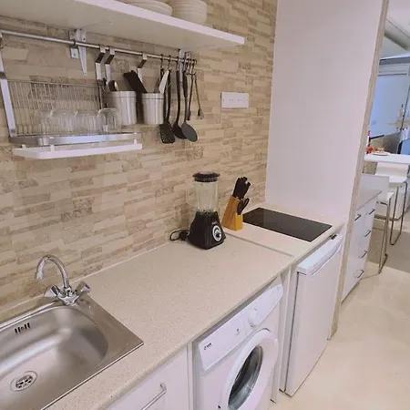 Lavish Айя-Напа