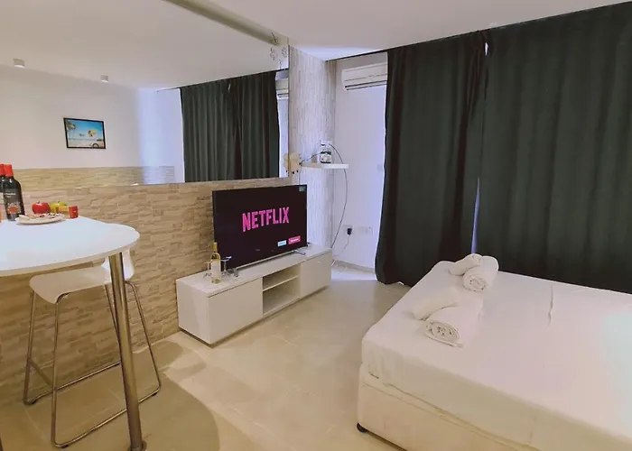 Lavish Apartamento *