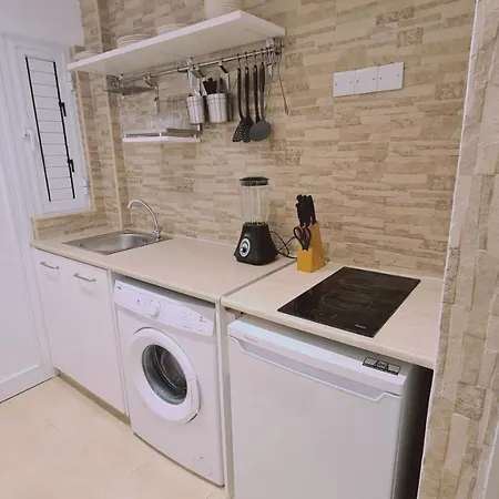 Lavish Appartement Ayía Nápa