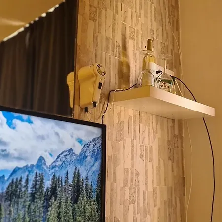 Apartment Lavish