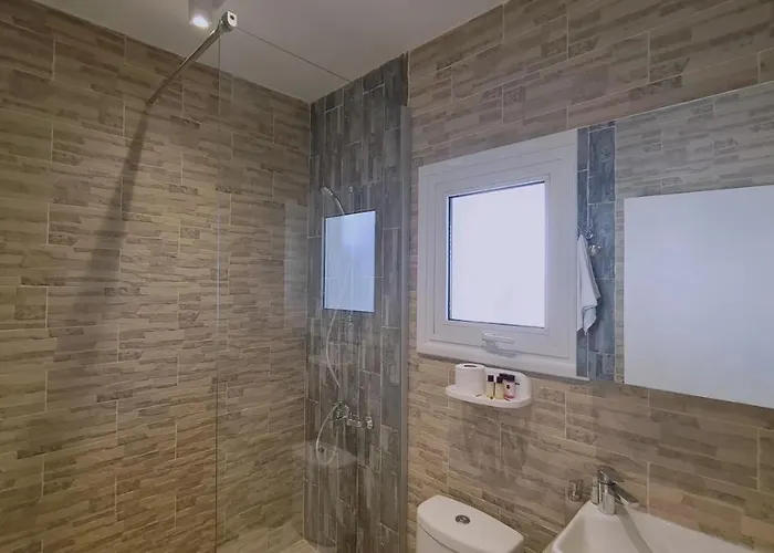 Lavish * Айя-Напа